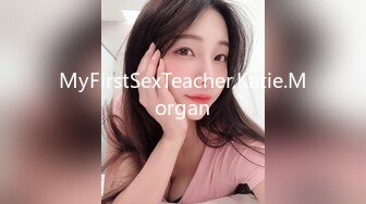 浪荡小骚妇颜值不错身材好，勾搭小哥激情啪啪