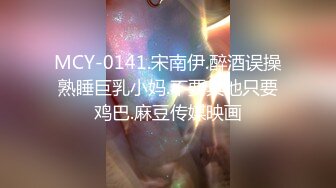 【奇特玩逼的主播】扒着阴唇展示骚穴一张一合的感觉这逼逼要吃人啊，淫声荡语不断呻吟尿尿给你看