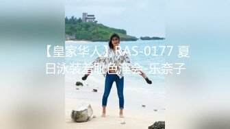 【新速片遞】  澡堂子内部员工偷拍❤️四个眼镜学生妹脱光衣服赤裸裸在温泉戏水打闹