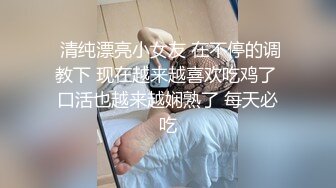 妩媚牛仔短裤女孩应聘不断扭动屁股勾引老头直接拿出鸡巴深喉办公桌上啪啪口爆爱液