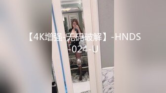 清纯JK女高嫩妹抱在怀里爆炒❤️害羞的小妹妹女上榨精 瘦小的的身材经受巨棒的进攻 被大肉棒哥哥玩坏了！